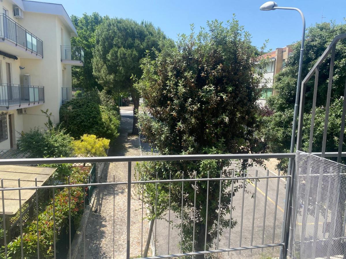 Via Pesaro A/C Apartment Marcelli Luaran gambar